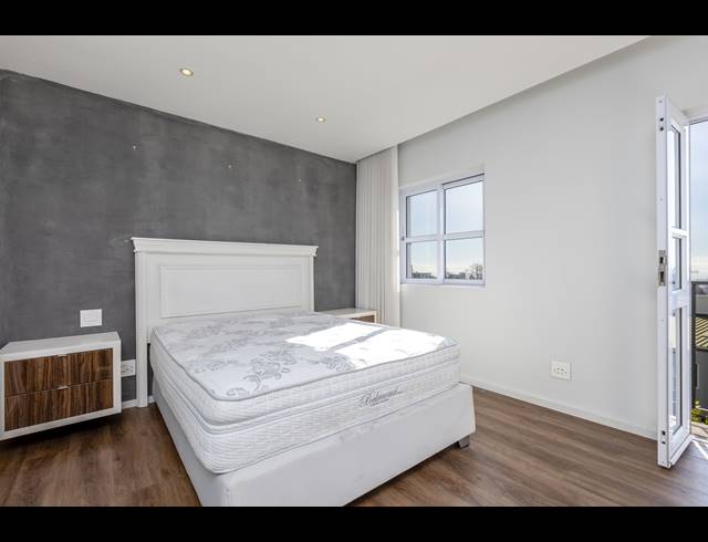 3 BEDROOM APARTMENT TO LET IN DE WATERKANT